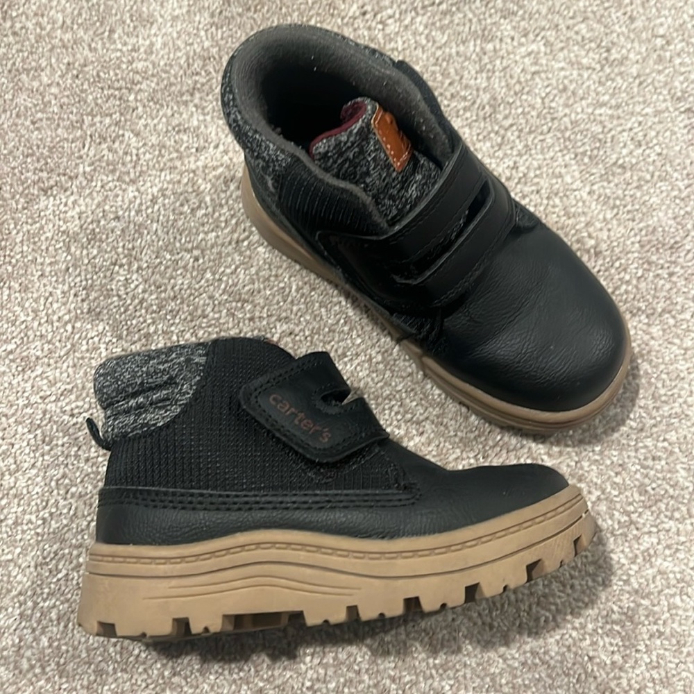 Carters Toddler Boots size 8 Black